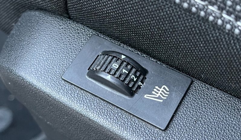 
								Citroën C4 Cactus 1,2 PureTech 82 Shine ETG 5d full									