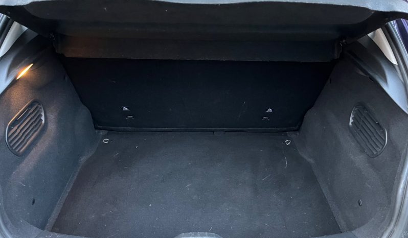 
								Citroën C4 Cactus 1,2 PureTech 82 Shine ETG 5d full									