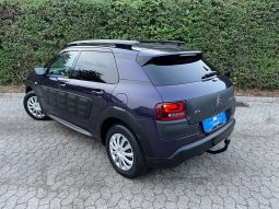 
										Citroën C4 Cactus 1,2 PureTech 82 Shine ETG 5d full									