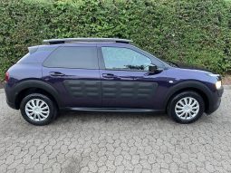 
										Citroën C4 Cactus 1,2 PureTech 82 Shine ETG 5d full									
