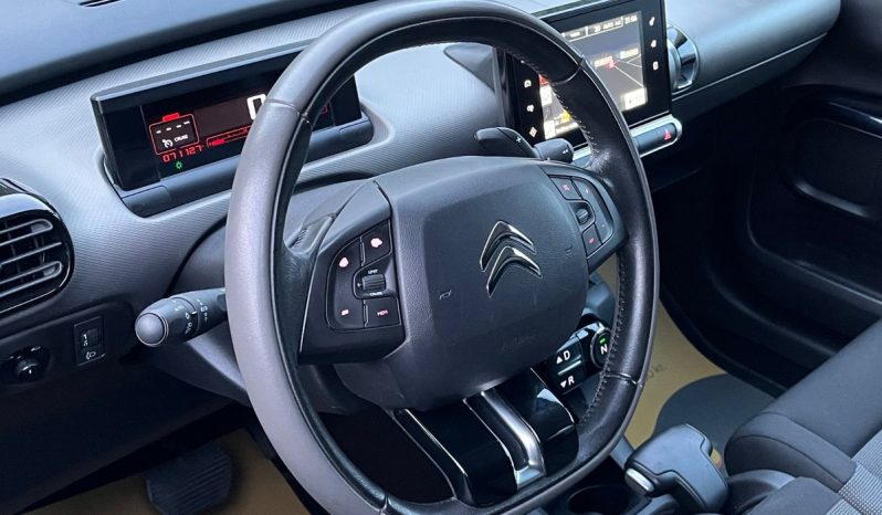 
								Citroën C4 Cactus 1,2 PureTech 82 Shine ETG 5d full									