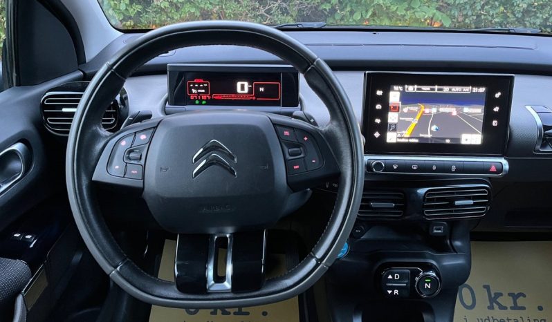 
								Citroën C4 Cactus 1,2 PureTech 82 Shine ETG 5d full									