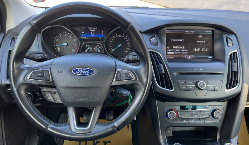 
								Ford Focus 1,0 SCTi 125 Titanium stc. 5d full									