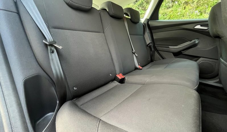 
								Ford Focus 1,0 SCTi 125 Titanium stc. 5d full									