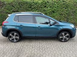 
										Peugeot 2008 1,2 PureTech 110 Allure Sky EAT6 5d full									
