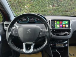 
										Peugeot 2008 1,2 e-THP 110 Allure Sky 5d full									