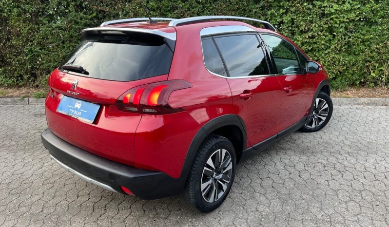 
								Peugeot 2008 1,2 e-THP 110 Allure Sky 5d full									
