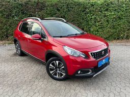 
										Peugeot 2008 1,2 e-THP 110 Allure Sky 5d full									