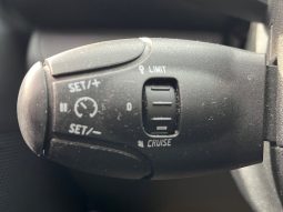 
										Peugeot 208 1,2 VTi 82 Allure 5d full									
