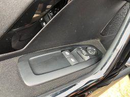 
										Peugeot 208 1,2 VTi 82 Allure 5d full									