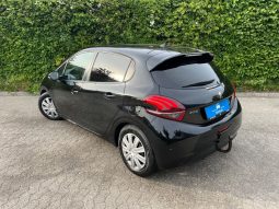 
										Peugeot 208 1,2 VTi 82 Allure 5d full									