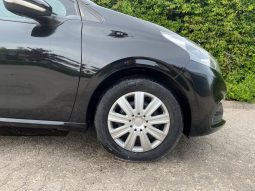 
										Peugeot 208 1,2 VTi 82 Allure 5d full									