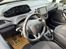 
										Peugeot 208 1,2 VTi 82 Allure 5d full									