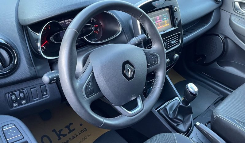 
								Renault Clio IV 0,9 TCe 90 Limited Sport Tourer 5d full									