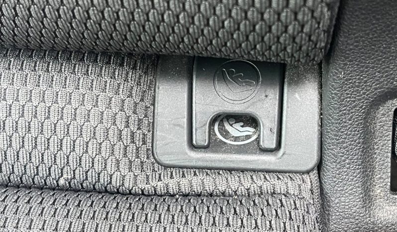 
								VW Golf Sportsvan 1,4 TSi 125 Highline DSG BMT 5d full									