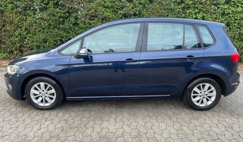 
								VW Golf Sportsvan 1,4 TSi 125 Highline DSG BMT 5d full									