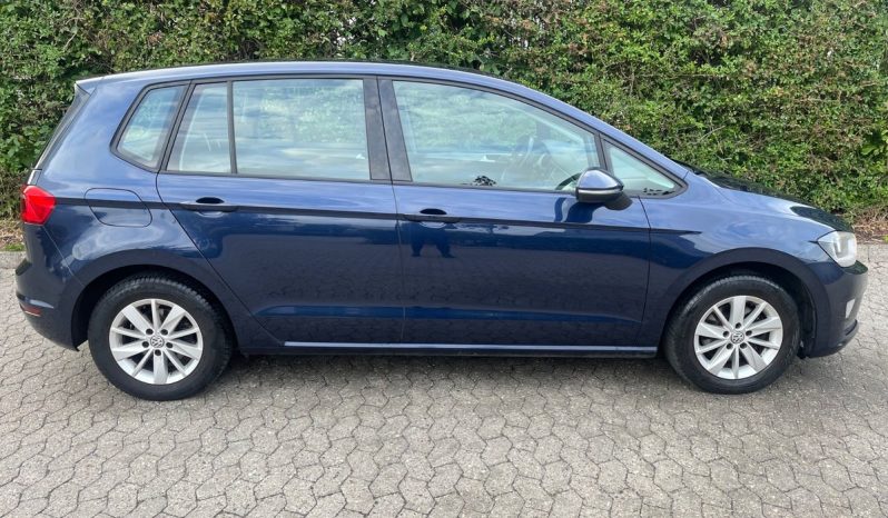 
								VW Golf Sportsvan 1,4 TSi 125 Highline DSG BMT 5d full									