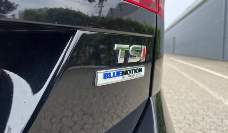 
								VW Golf VII 1,4 TSi 125 Highline Variant DSG BMT 5d full									